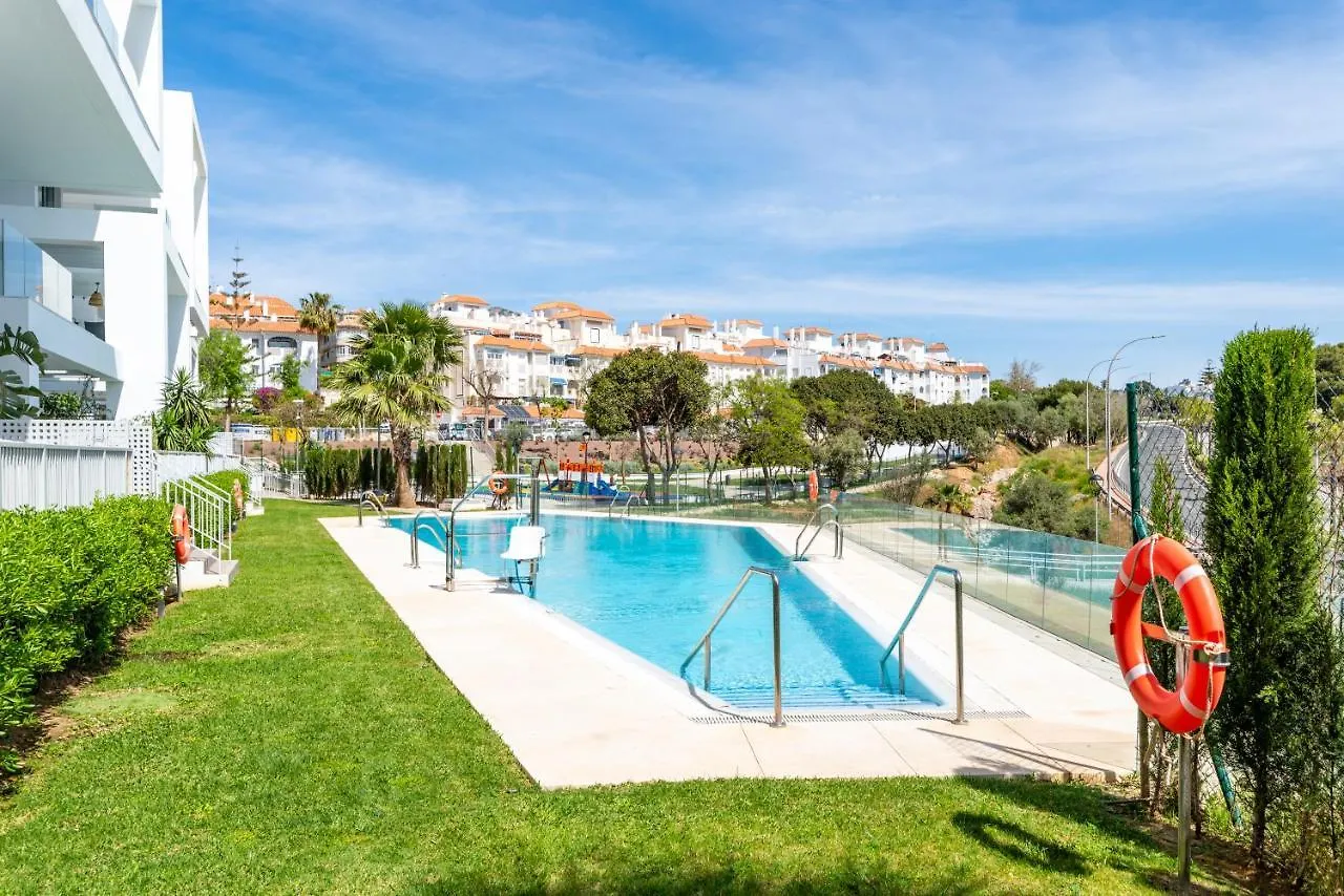Wintowinrentals Whitestones Amazing Apartment Torremolinos